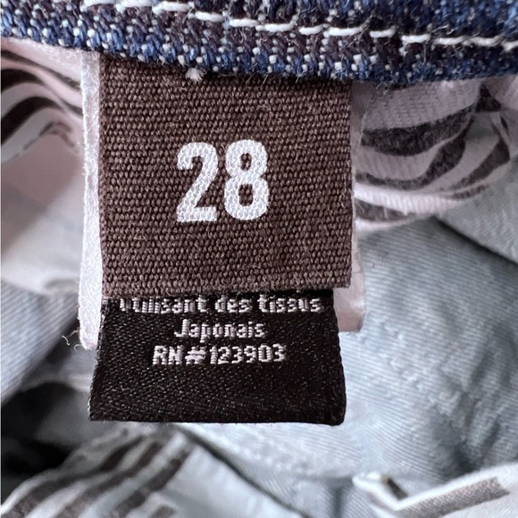 Y2K William Rast Distressed Flare Jeans Size 28 - Picture 14 of 16